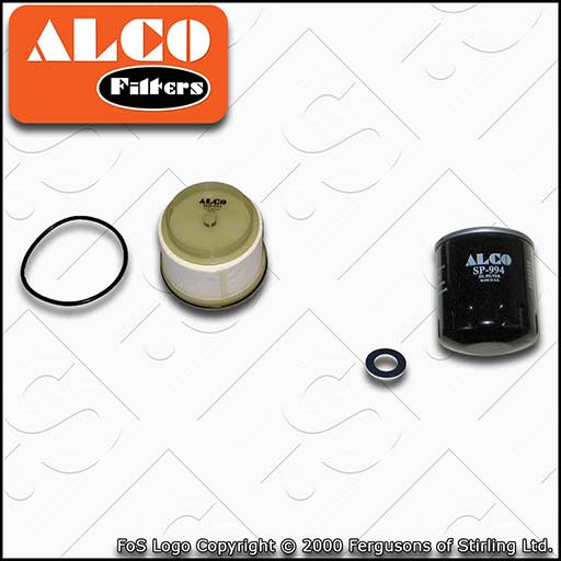 SERVICE KIT for TOYOTA HILUX 2.5/3.0 D-4D 2WD/4WD OIL FUEL FILTERS (2004-2015)